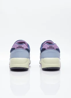 580 Sneakers