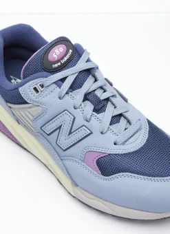 580 Sneakers