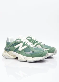9060 Sneakers