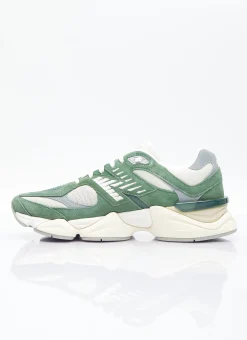 9060 Sneakers
