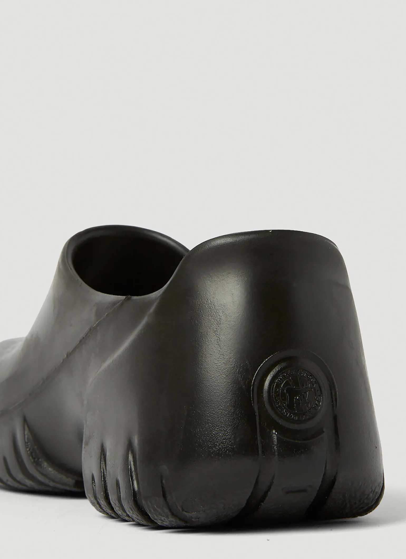 A630 Clogs