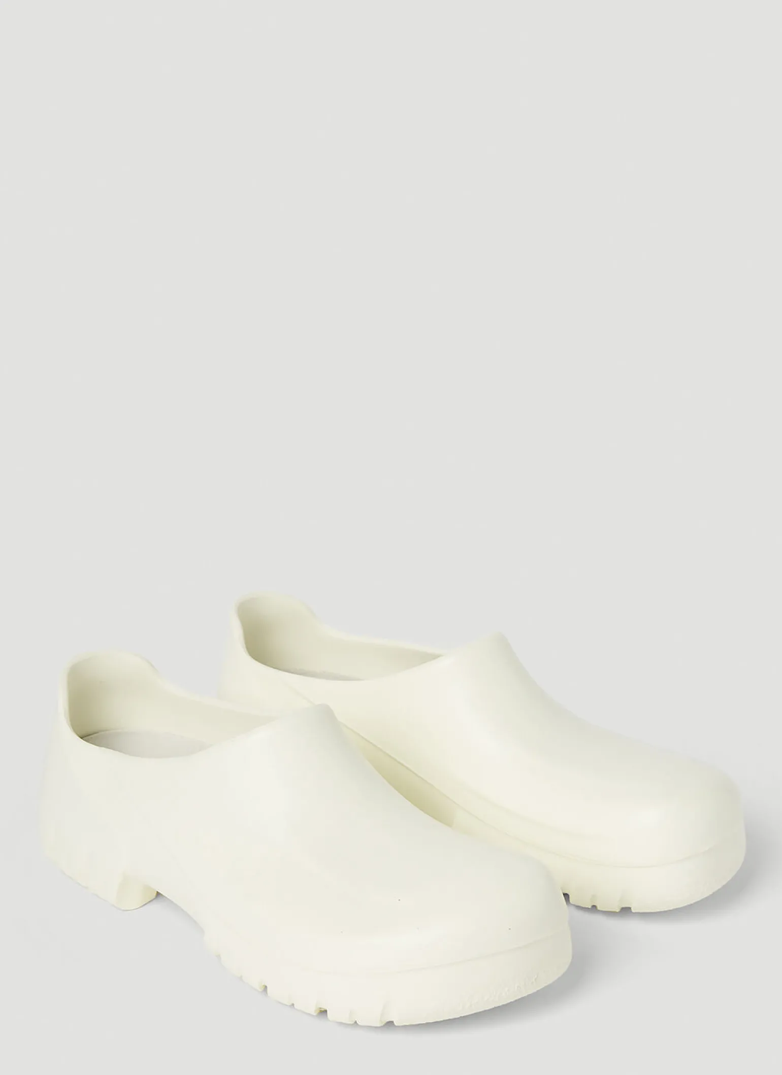 A630 Clogs