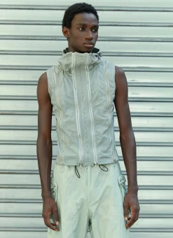 Adjustable Fit Zip Vest