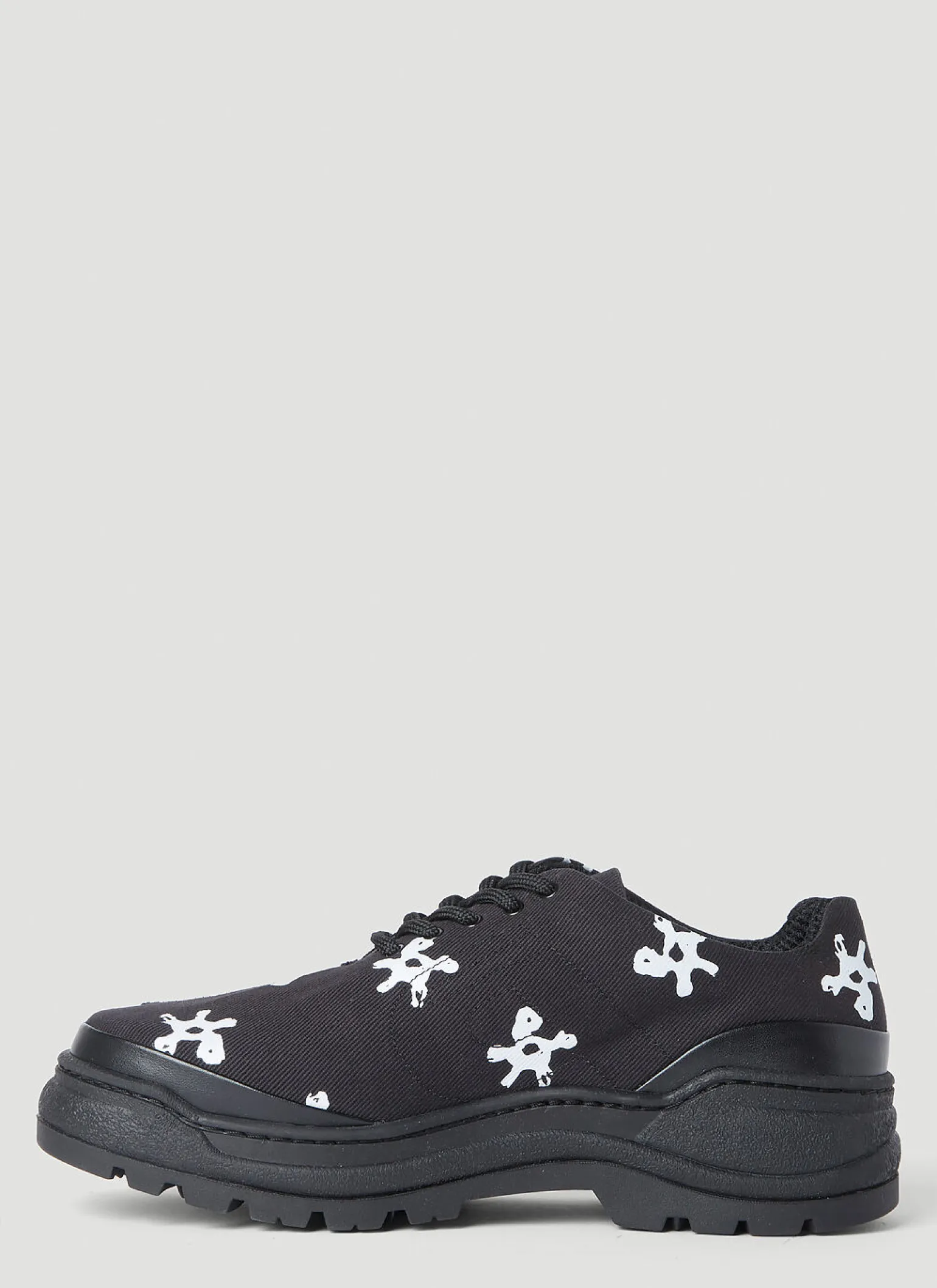 Basalt White Flower Lace-Ups