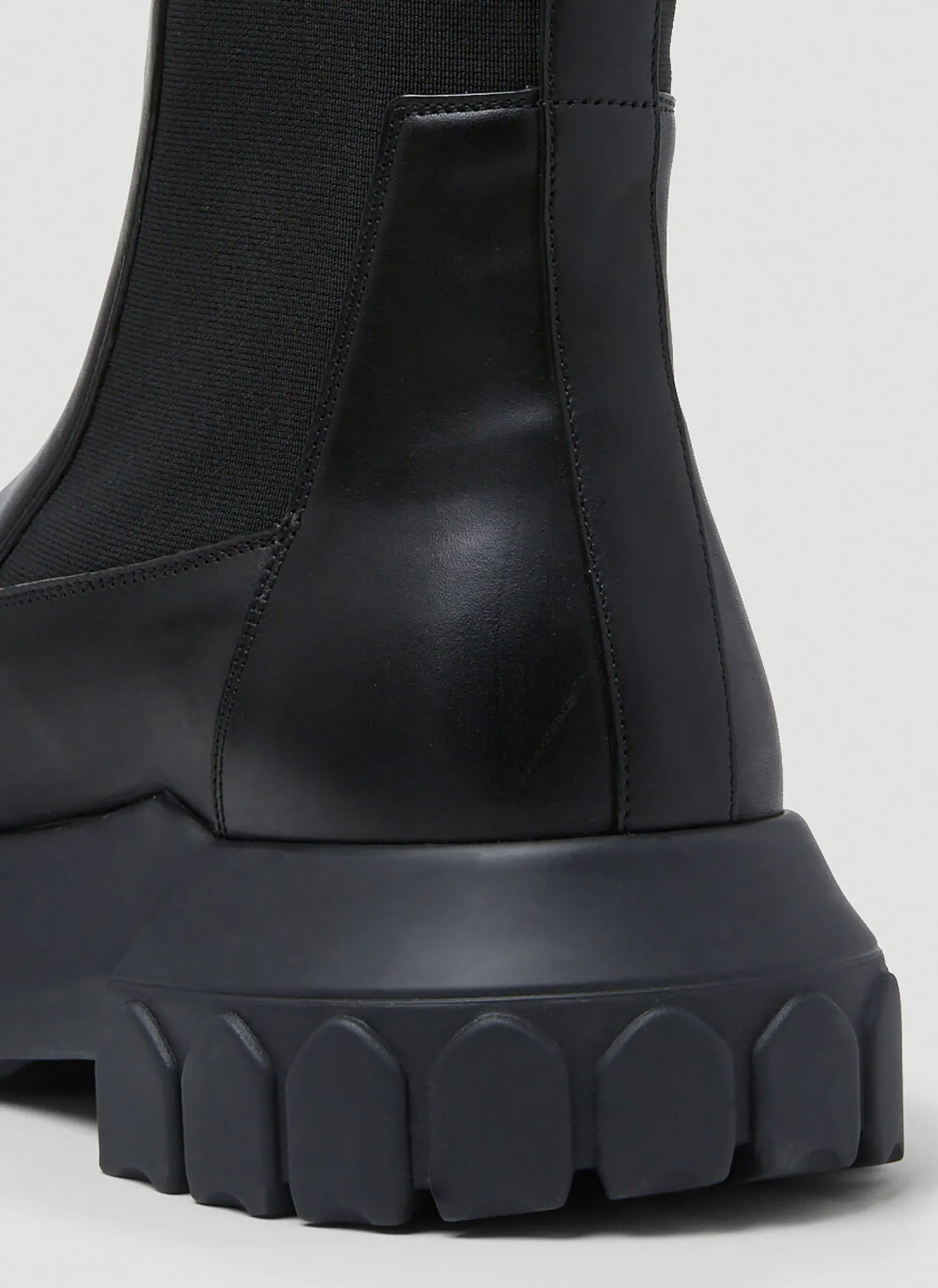 Beatle Bozo Tractor Boots