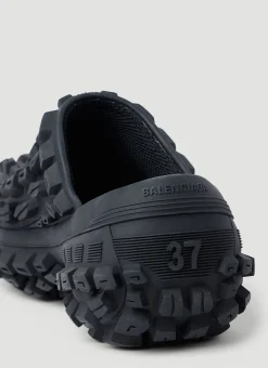 Bouncer Clogs
