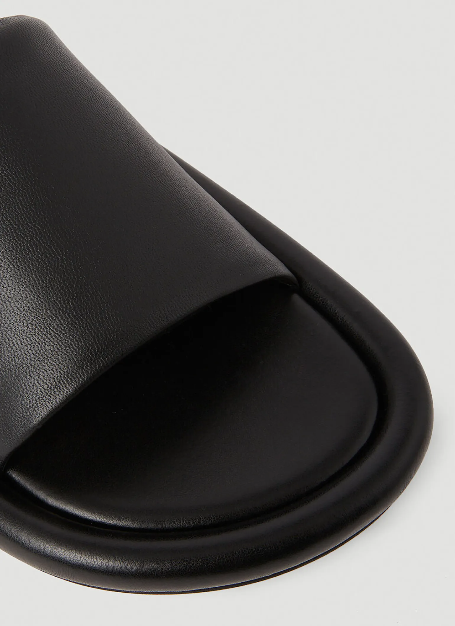 Bumper Flat Sandals