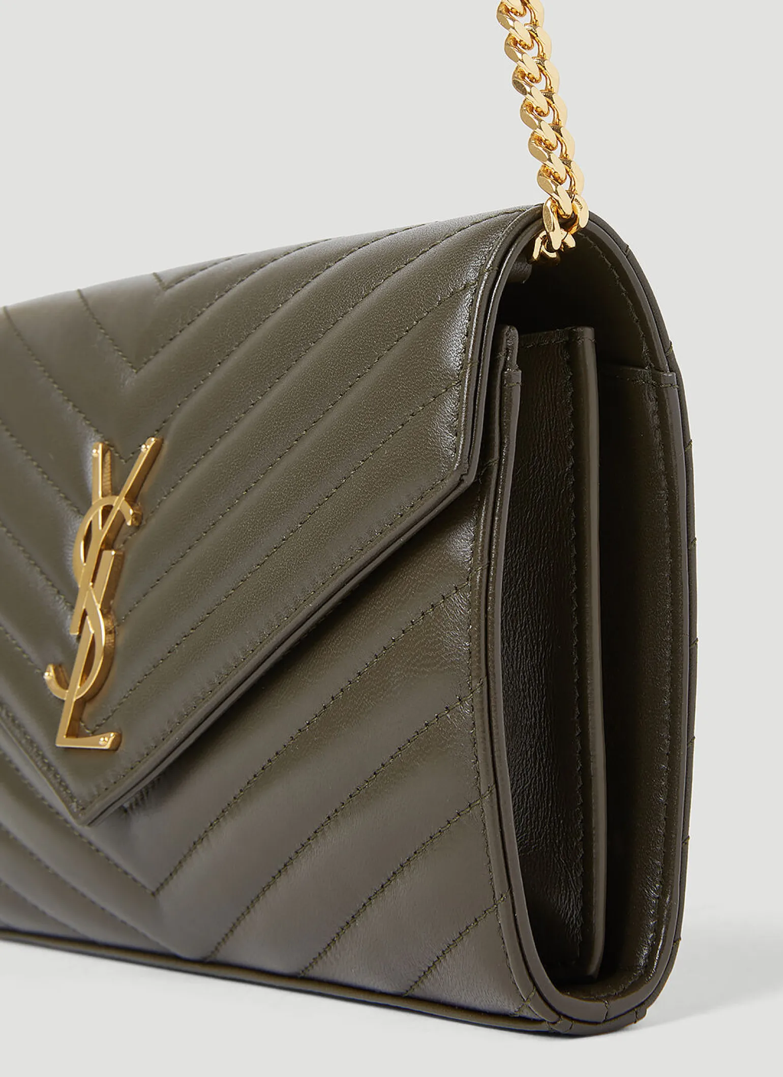 Cassandre Matelasse Chain Wallet