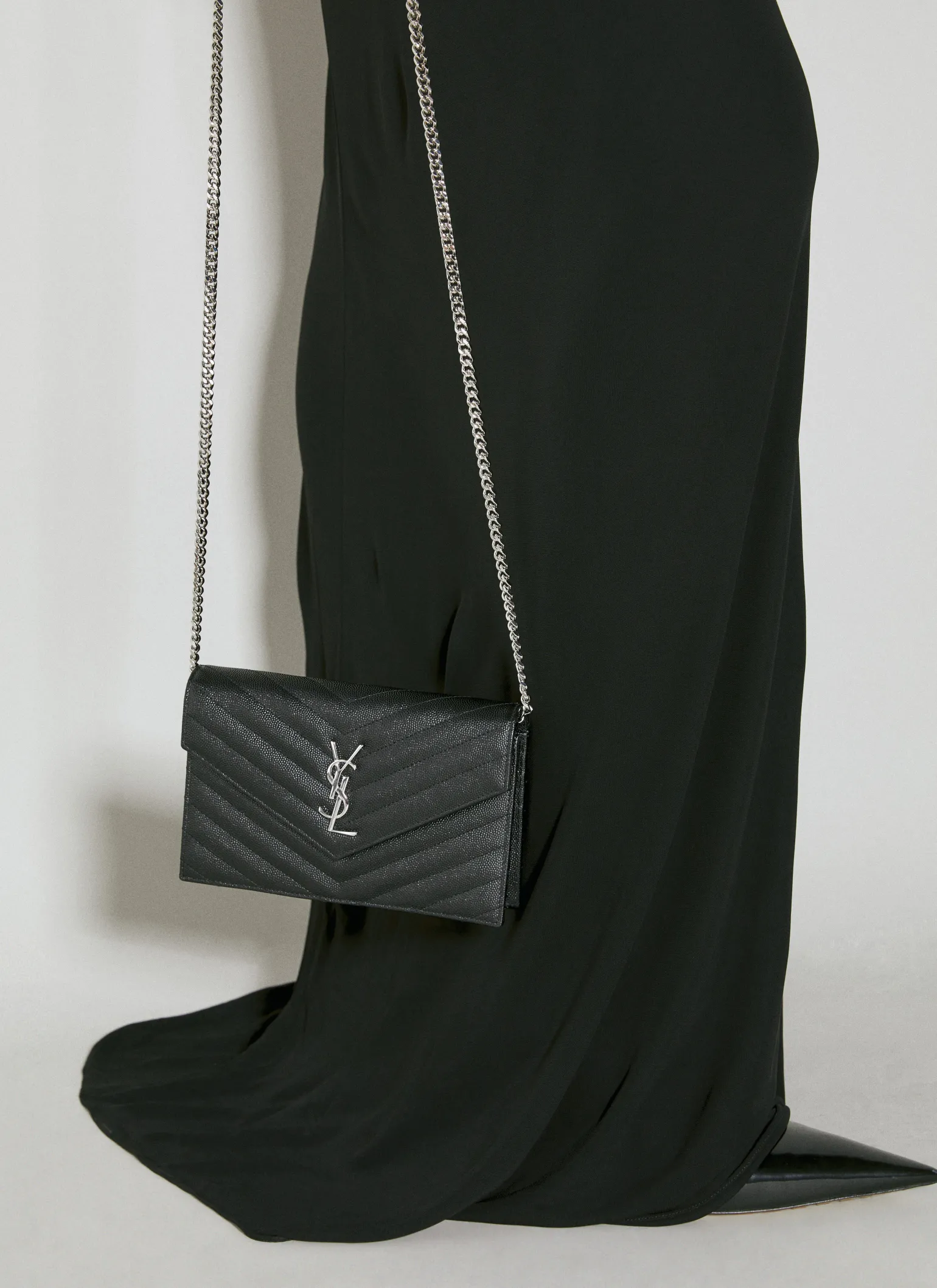 Cassandre Matelasse Envelope Chain Wallet