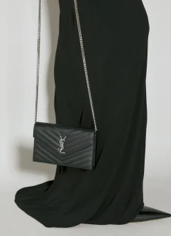 Cassandre Matelasse Envelope Chain Wallet