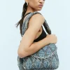 Charm-D Medium Shoulder Bag