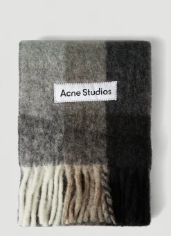 Check Scarf