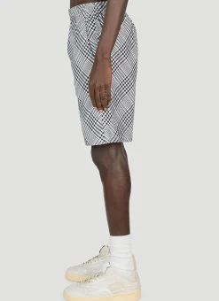 Check Shorts