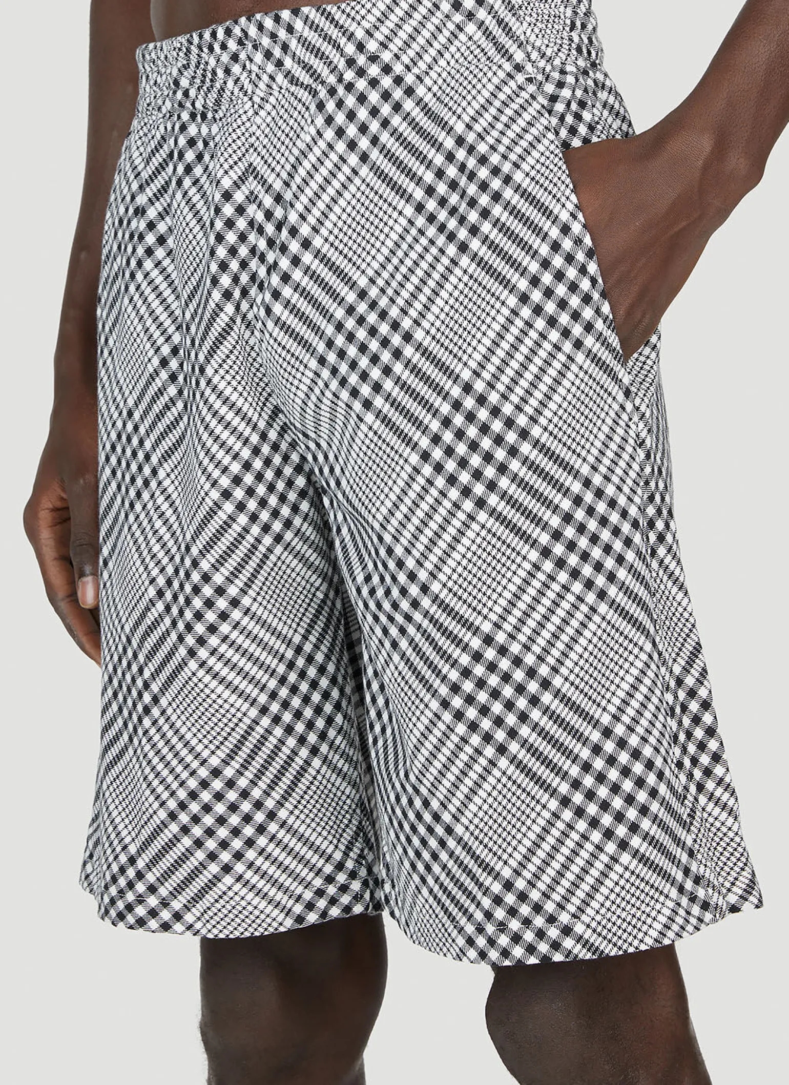 Check Shorts