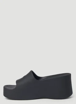 Chunky Platform Slides
