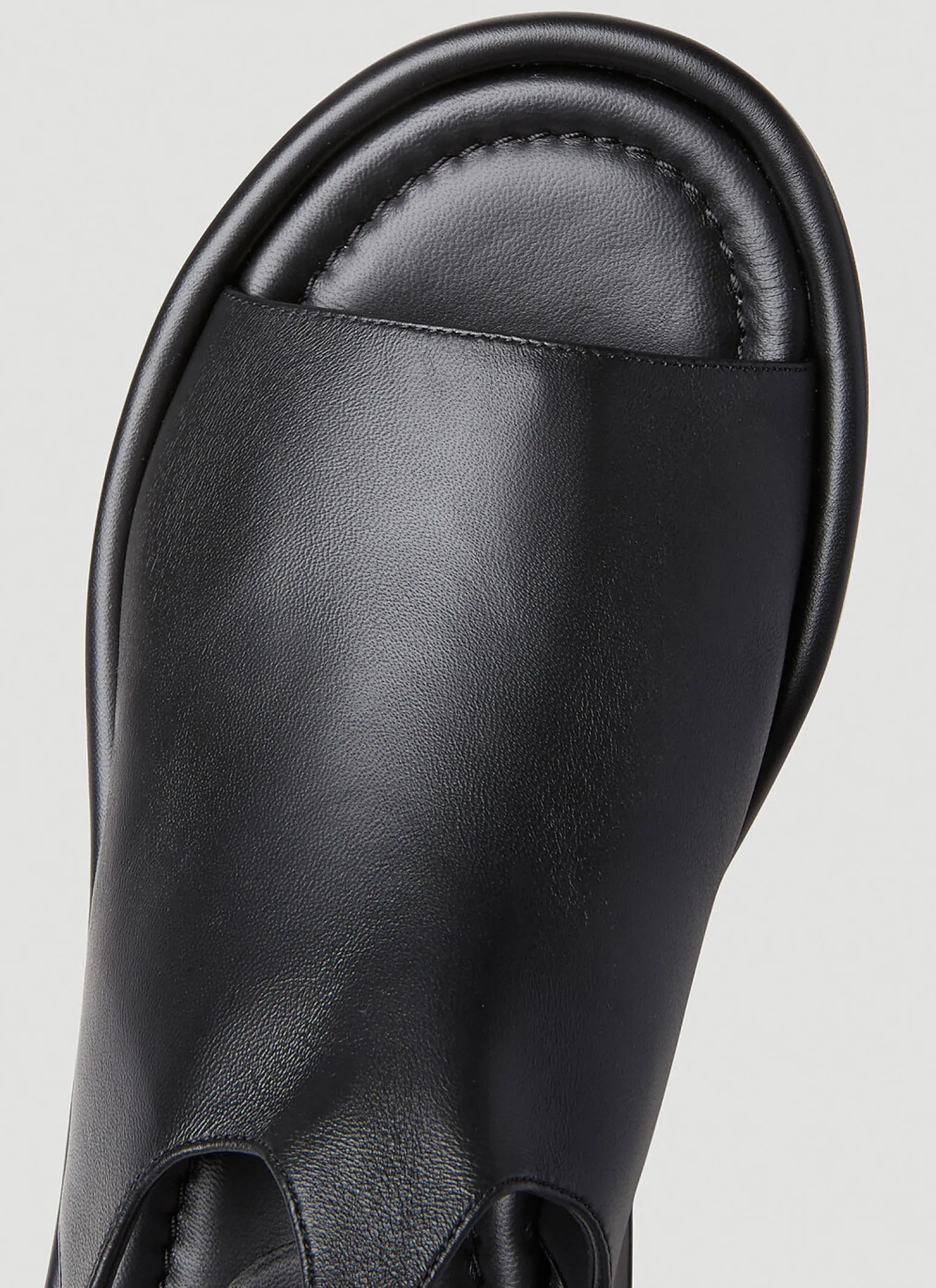 Cincin Platform Sandals