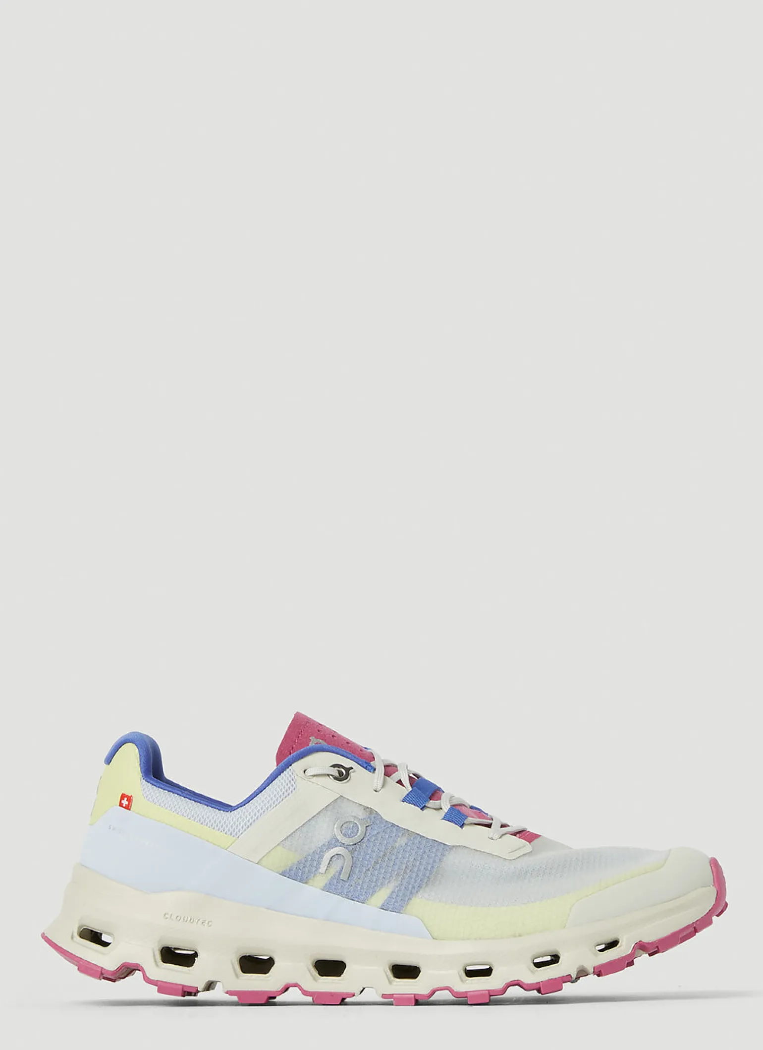 Cloudvista Sneakers