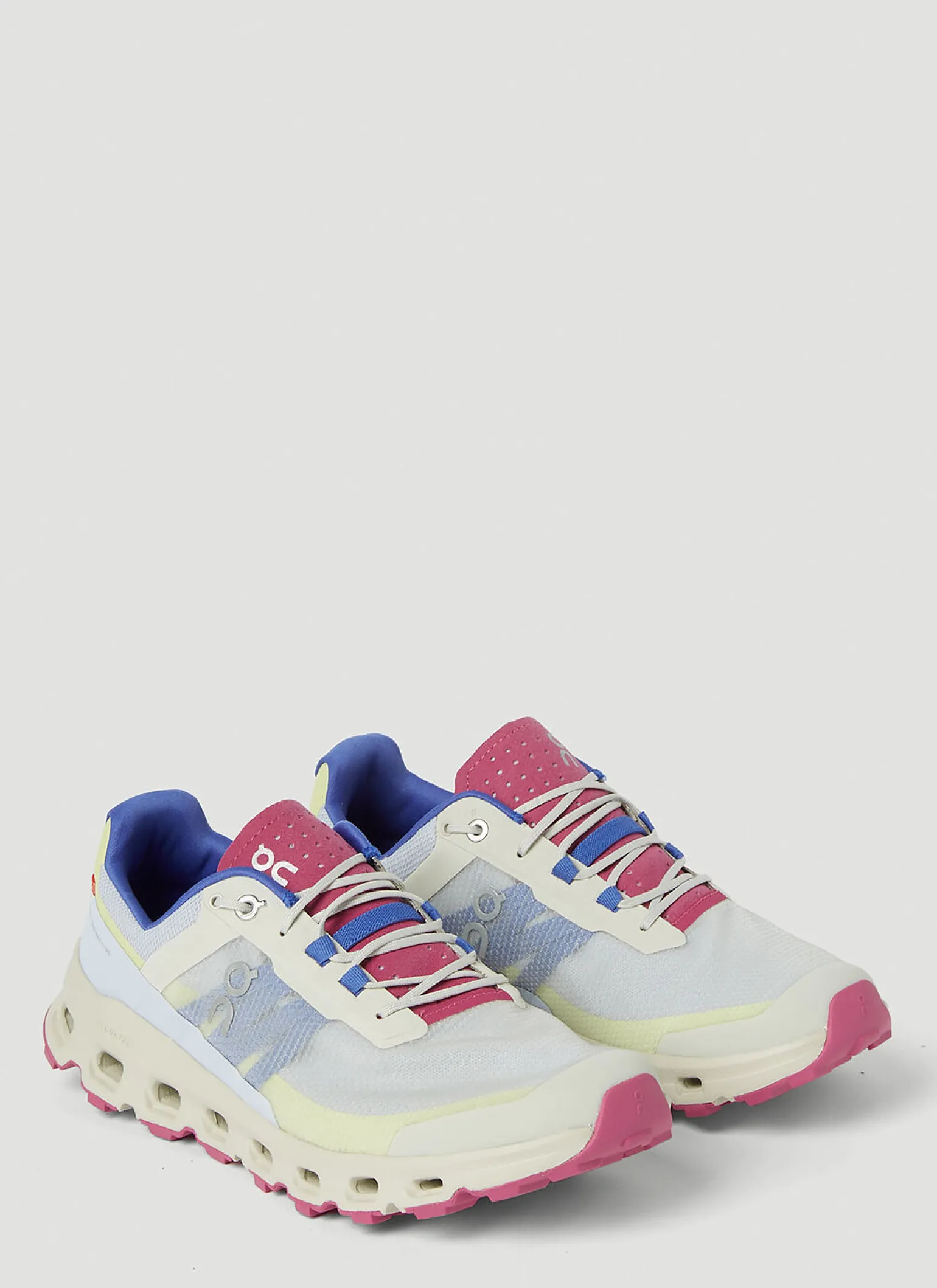 Cloudvista Sneakers