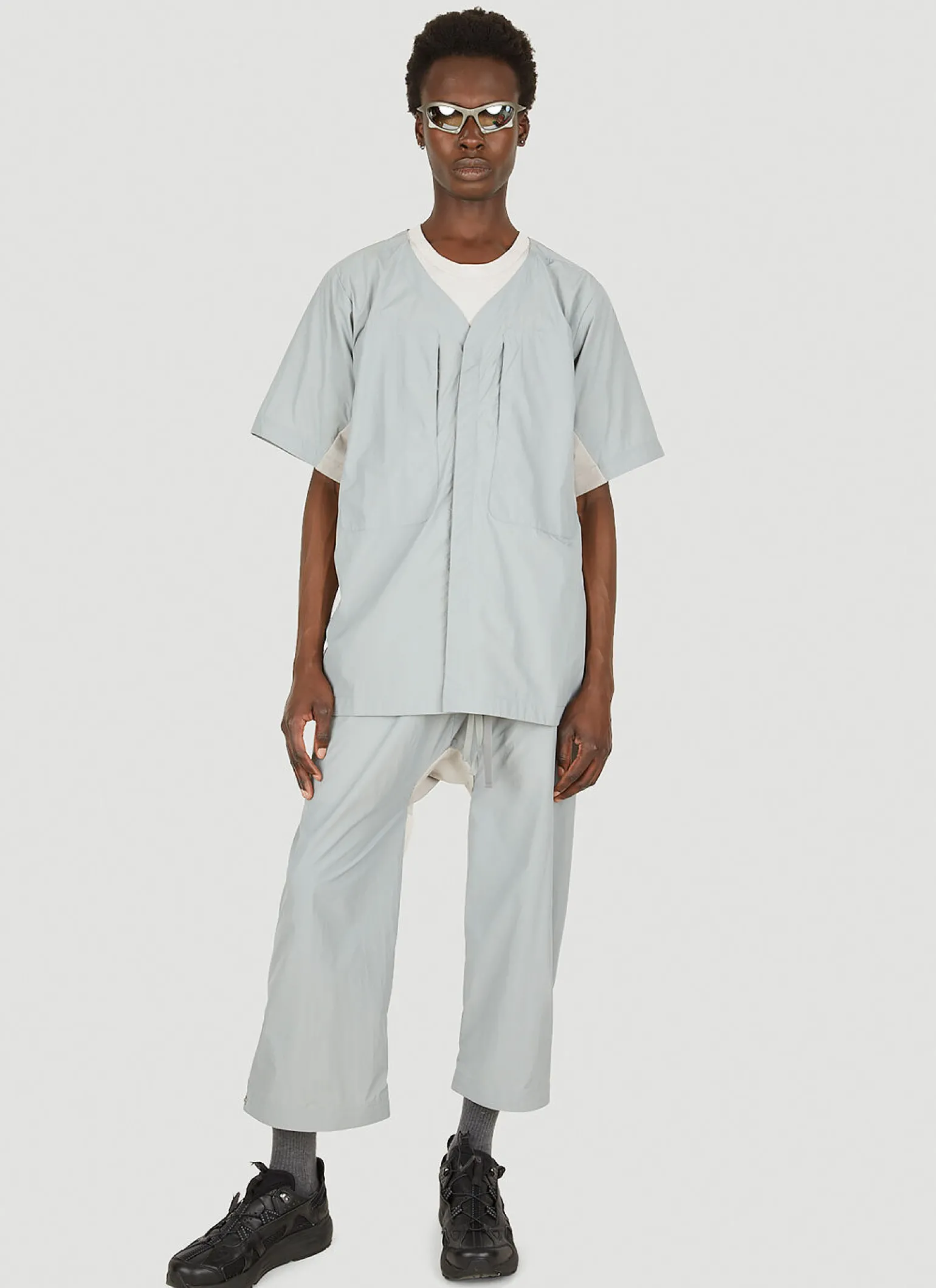 Contrast Panel Top