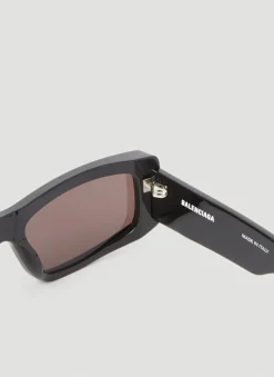 Edgy Rectangle Sunglasses
