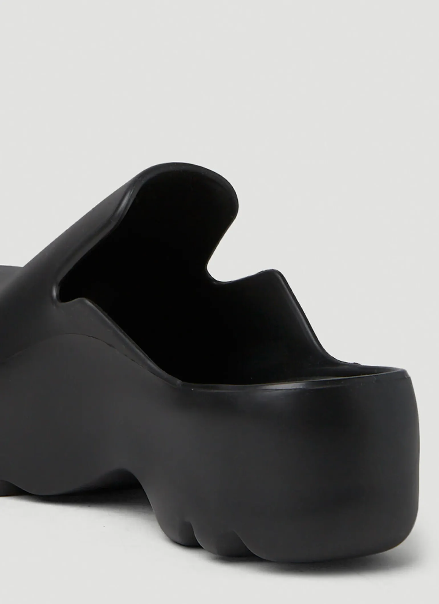 Flash Clogs