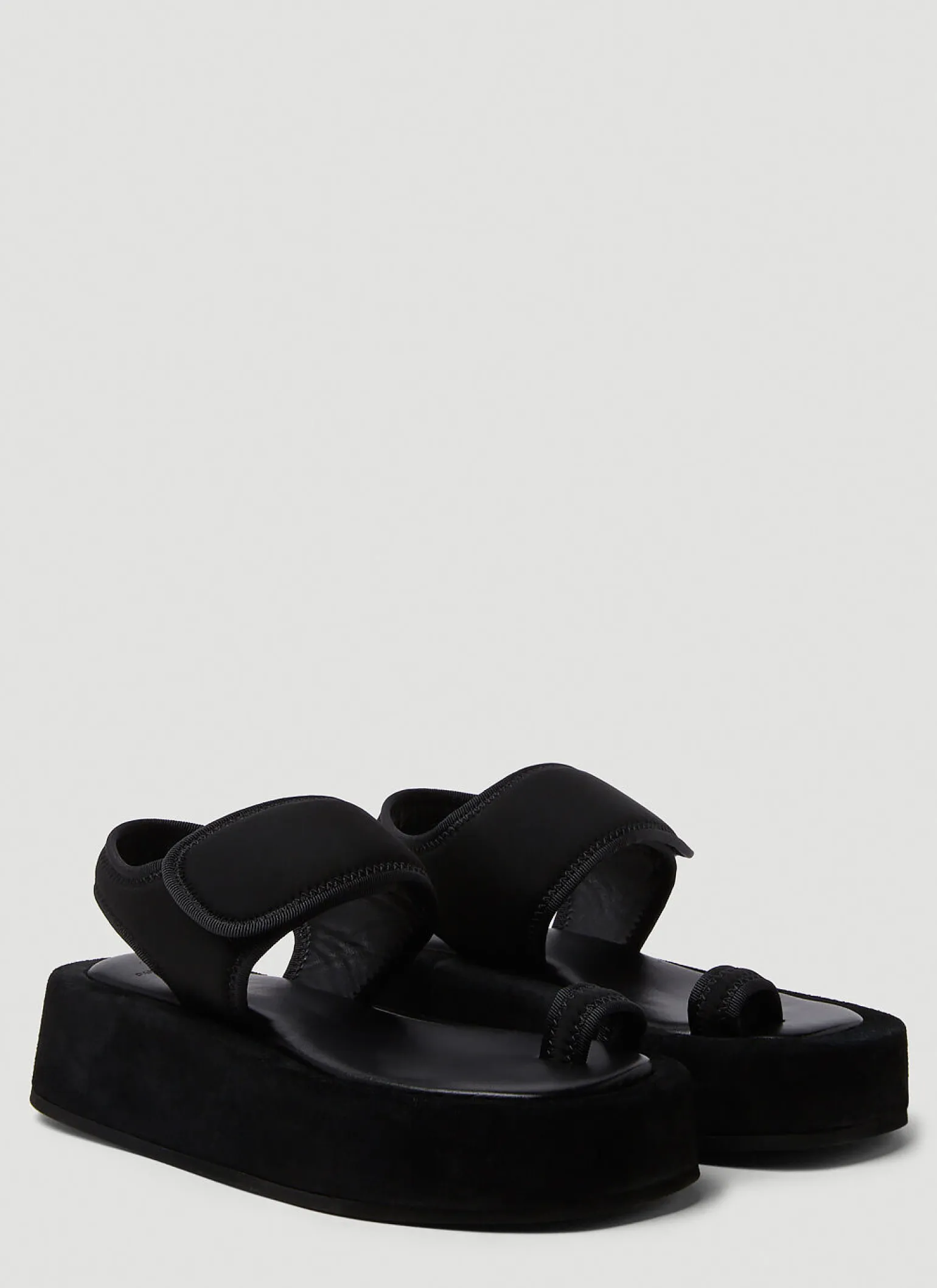 Flatform Sandal
