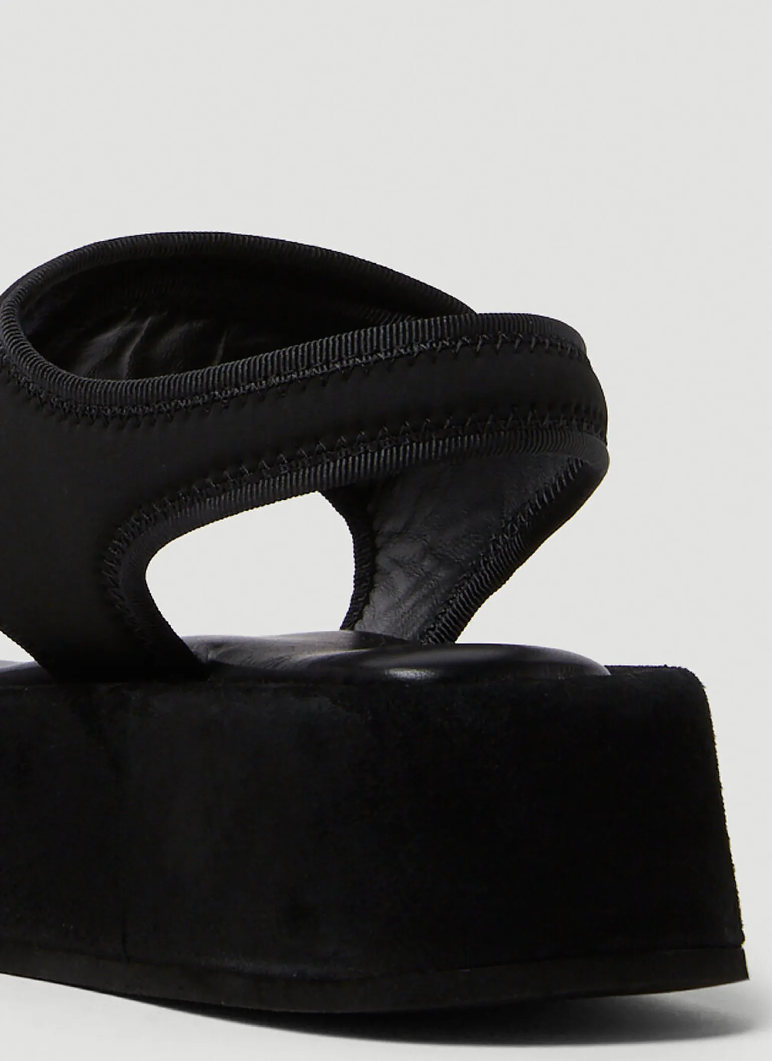 Flatform Sandal