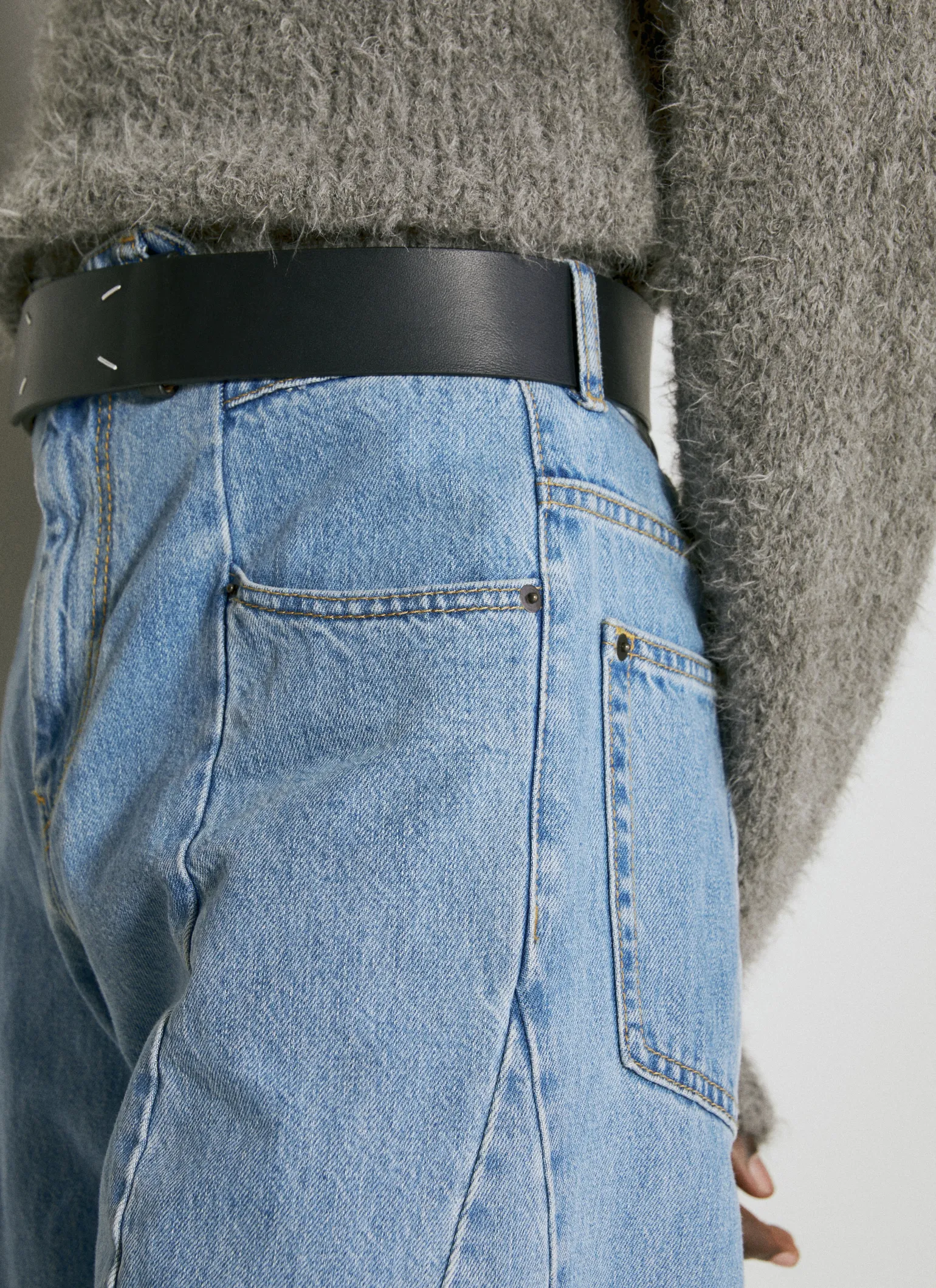 Four Stitches Leather Belt