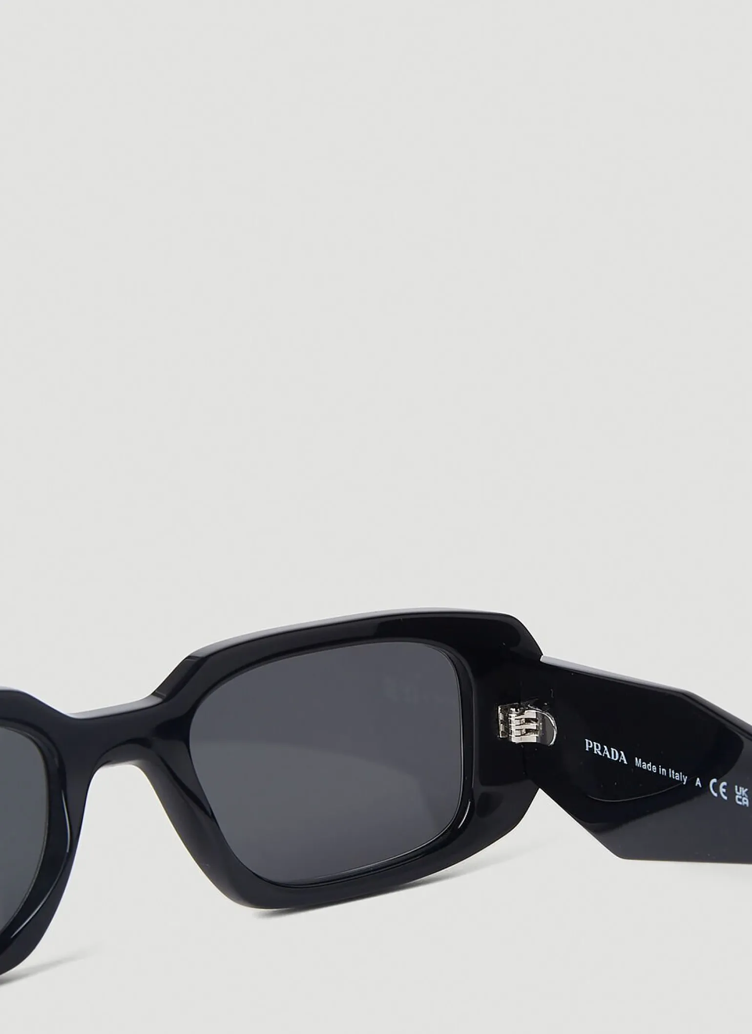 Geometric Frame Sunglasses