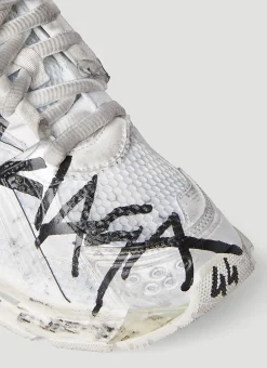 Graffiti Runner Sneakers