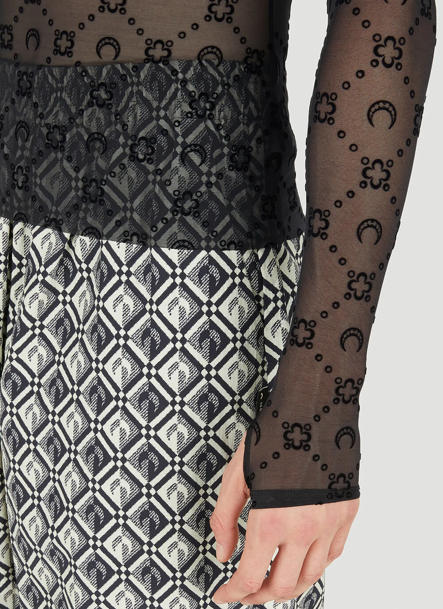 Graphic Moon Motif Long Sleeve Top