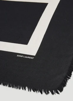 Graphic Print Shawl