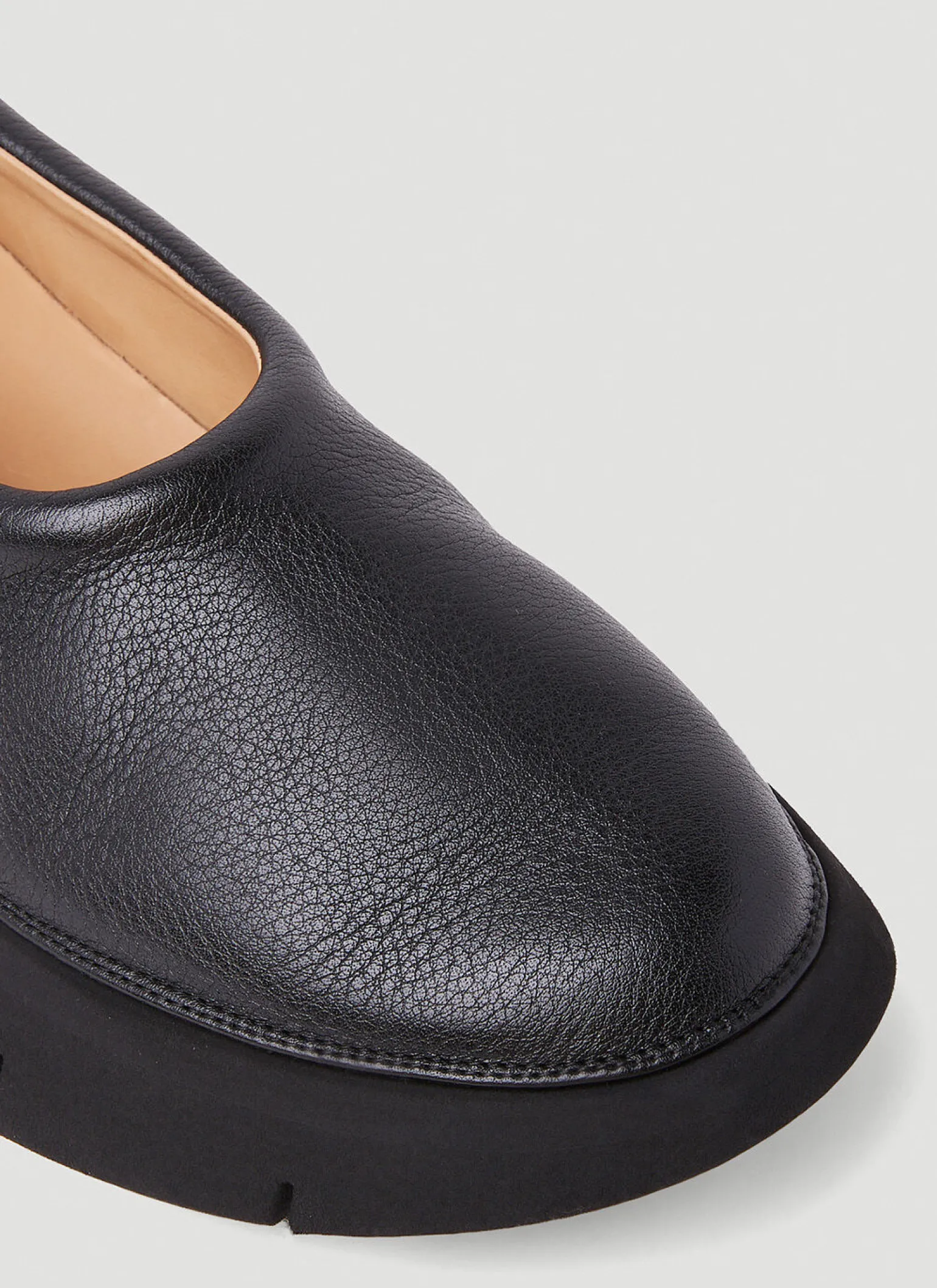 Intagliata Track Flats
