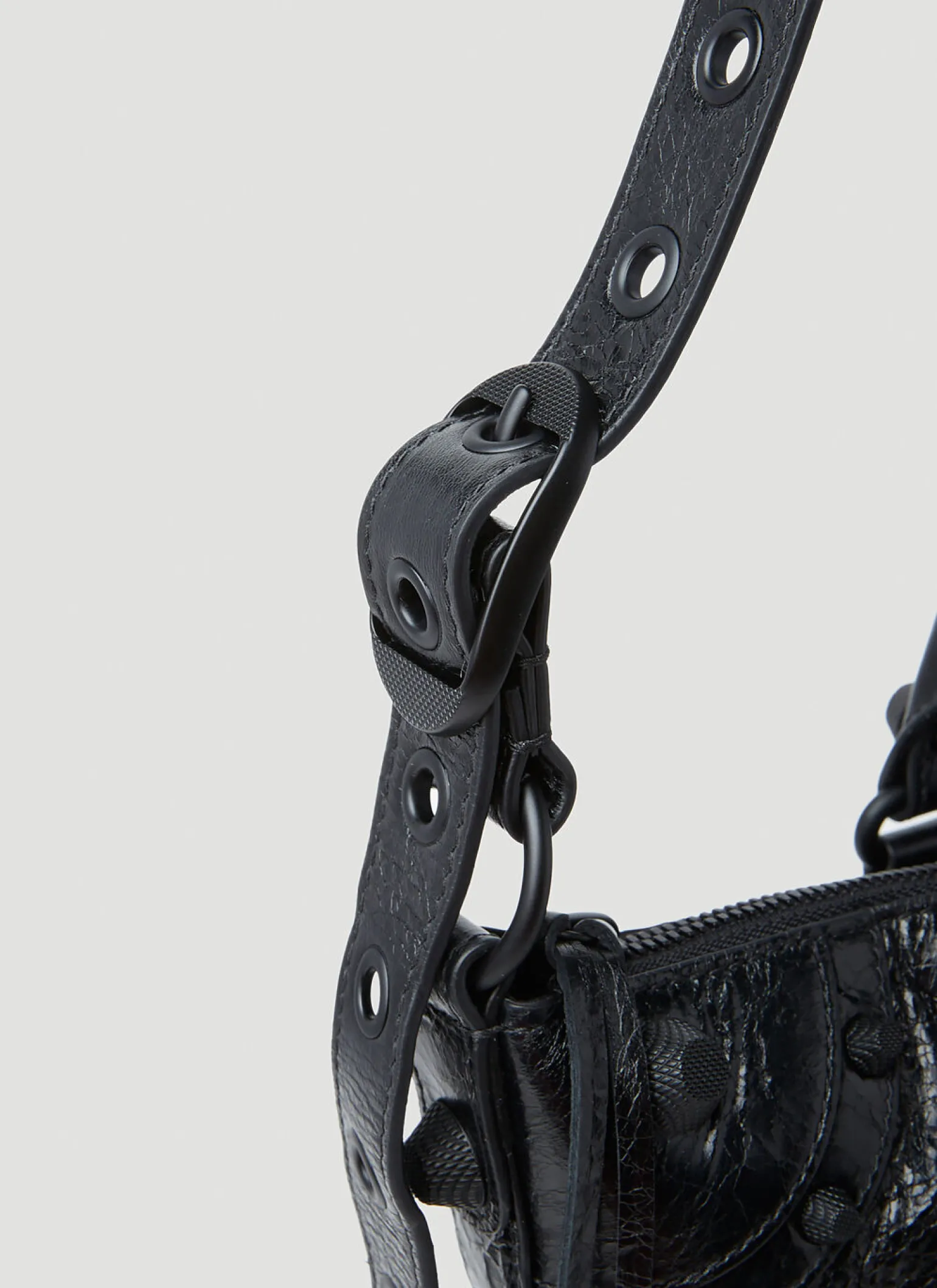 Le Cagole Medium Crossbody Bag