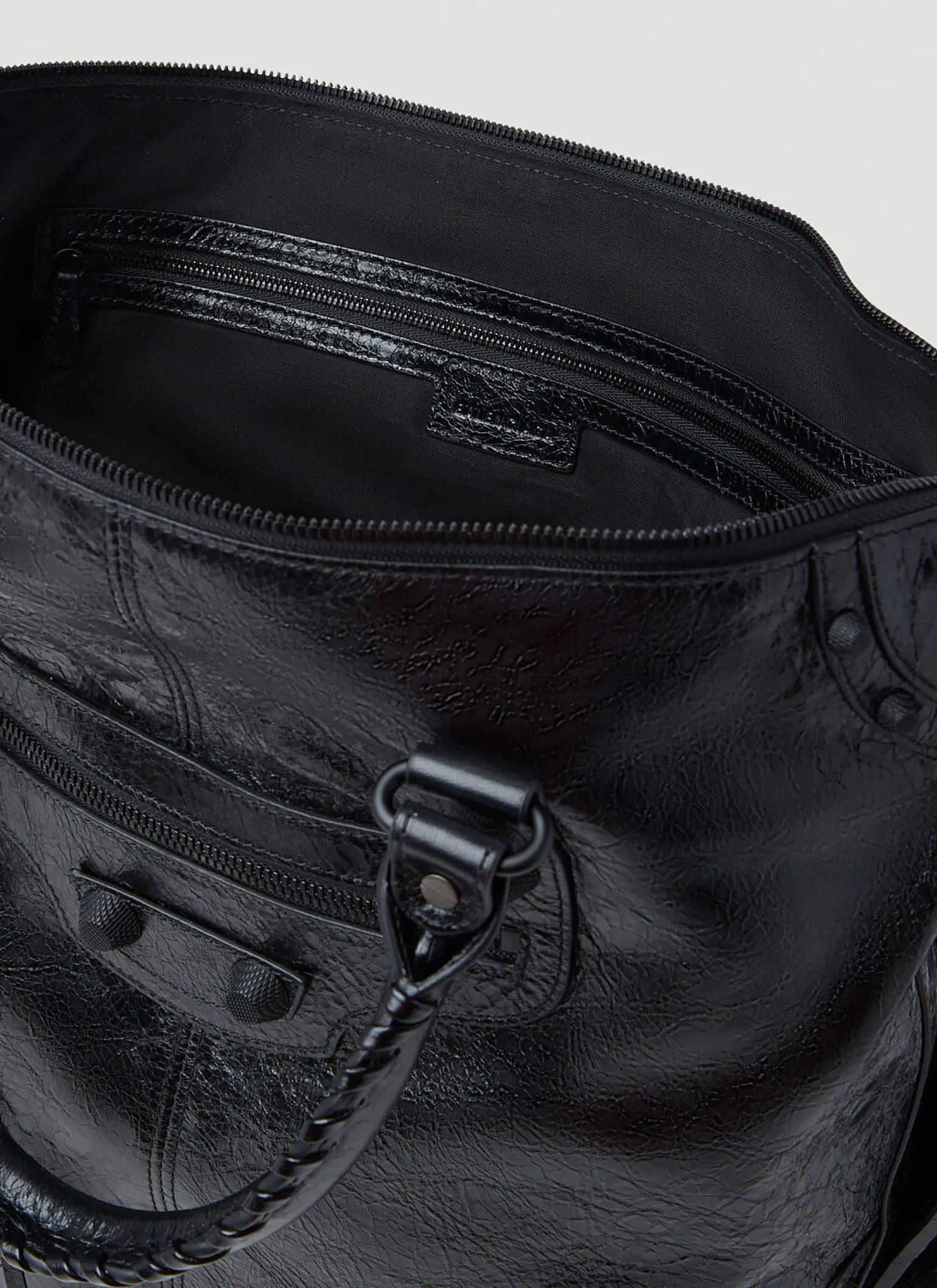 Le Cagole Medium Crossbody Bag