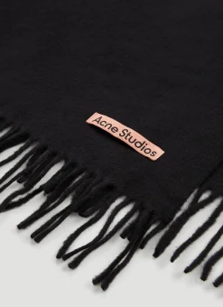 Logo Patch Scarf