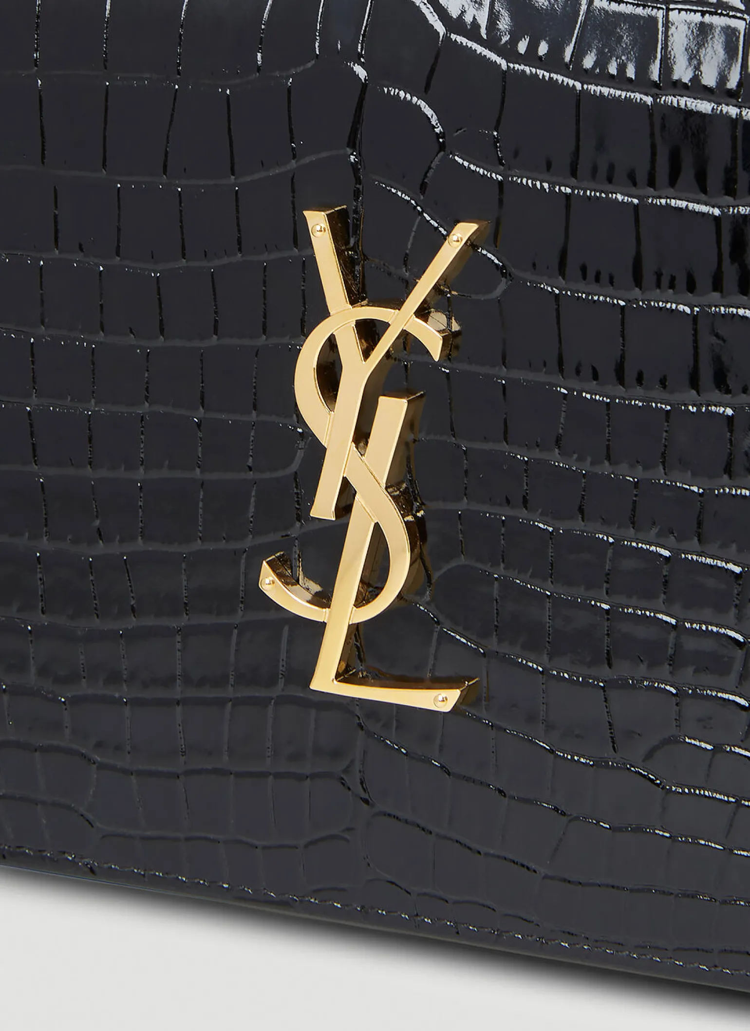 Logo Plaque Chain Wallet