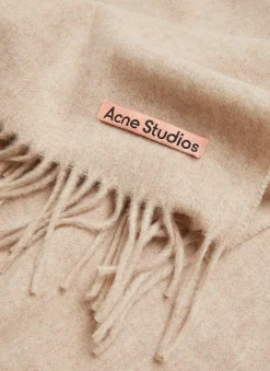 Logo Scarf