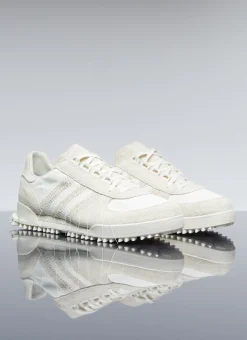 Marathon Low Top Sneakers