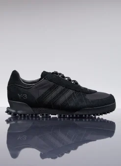 Marathon Sneakers