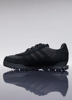 Marathon Sneakers