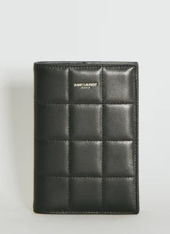 Matelasse Carre Passport Case