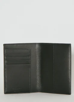Matelasse Carre Passport Case
