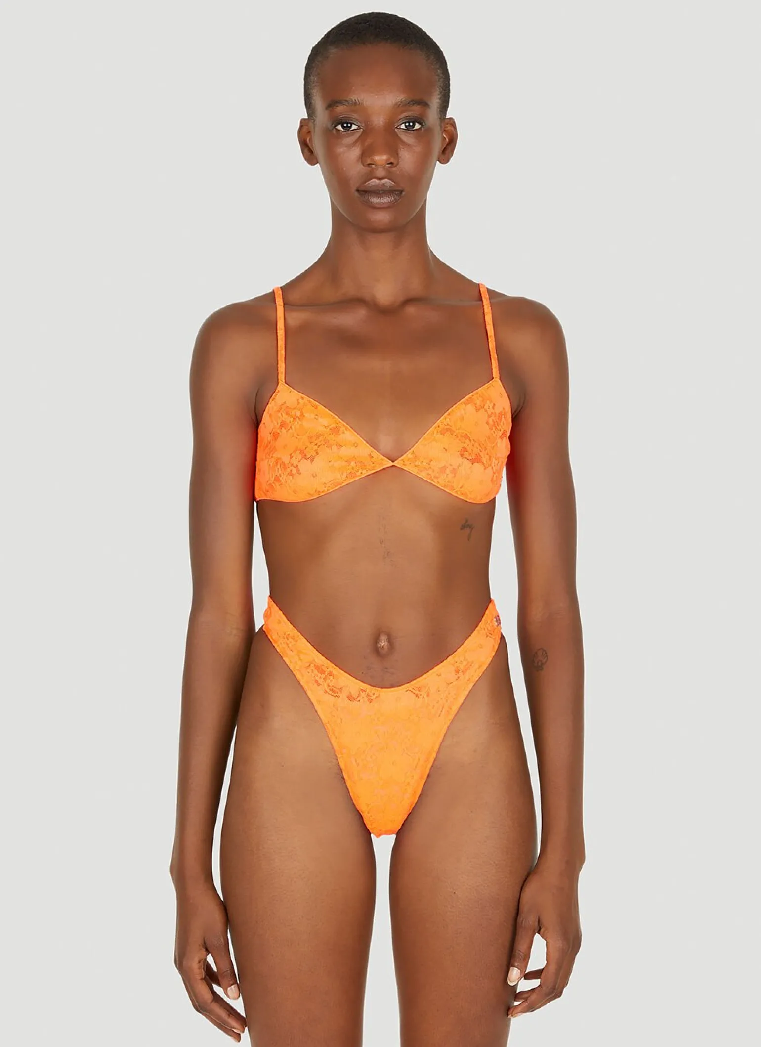 Minimal Bra