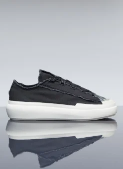 Nizza Low Top Sneakers
