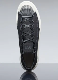Nizza Low Top Sneakers