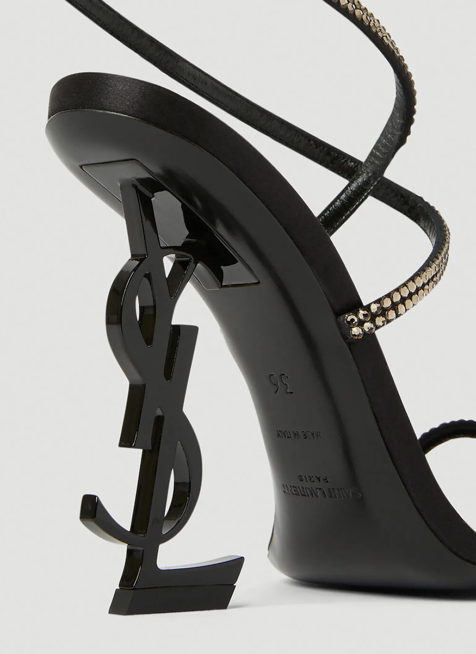 Opyum 110 Sandals