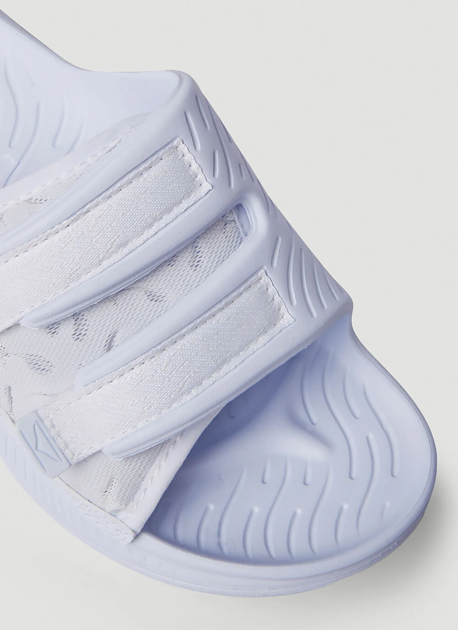 Ora Luxe Slides
