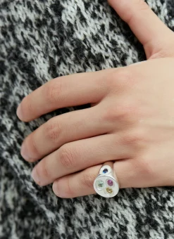 Oval Chloroplast Signet Ring