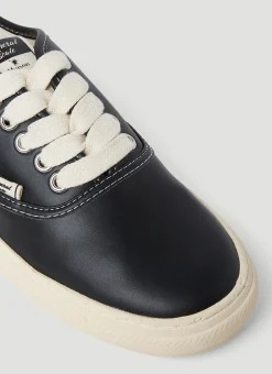 Past Sole 5 Low Top Sneakers